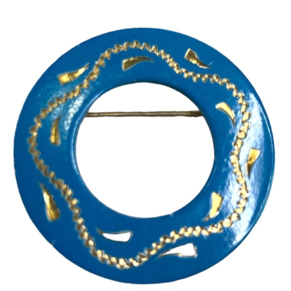 Vintage blue‎ and gold enamel brooch.